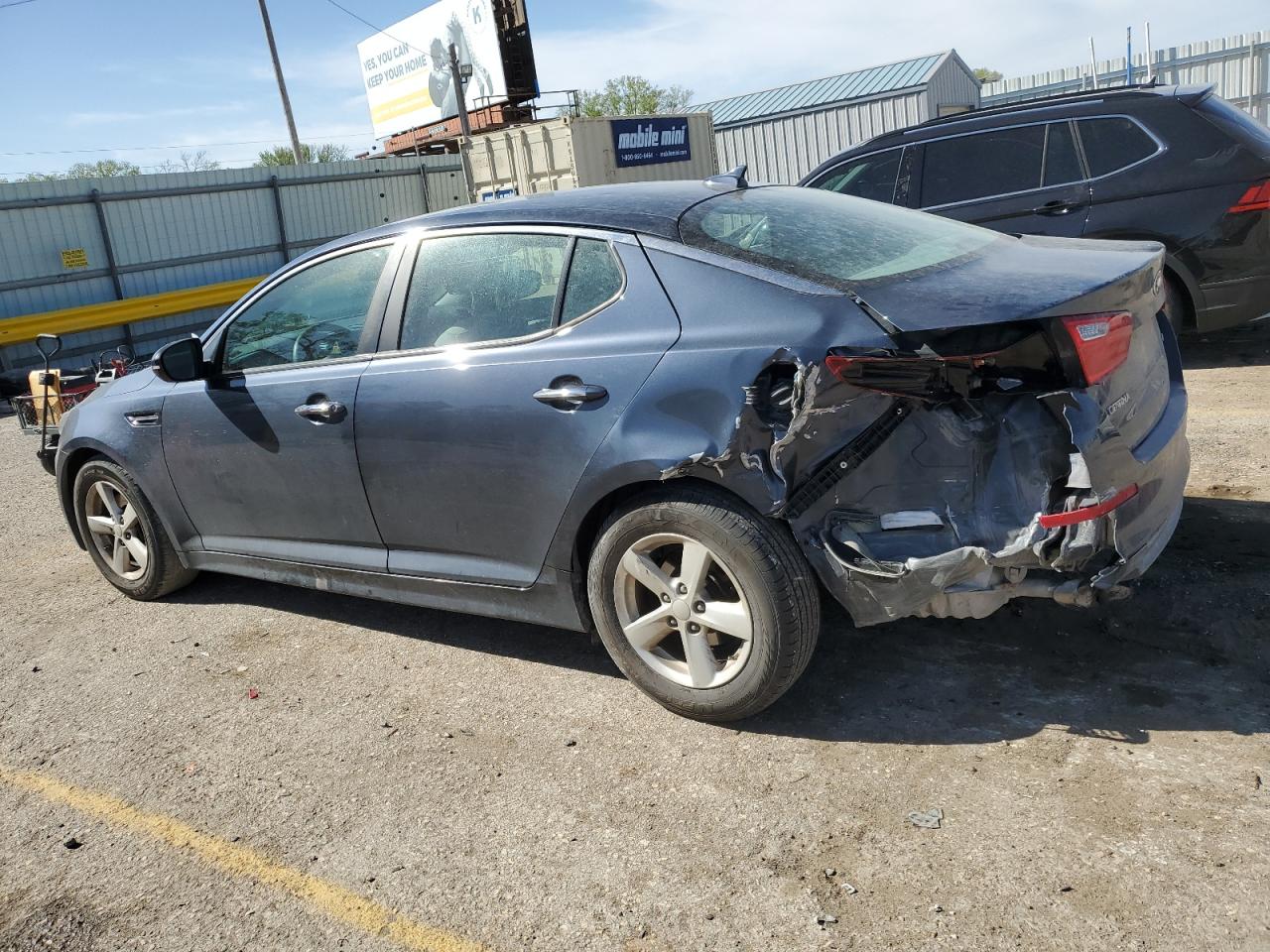 KNAGM4A74F5565740 2015 Kia Optima Lx