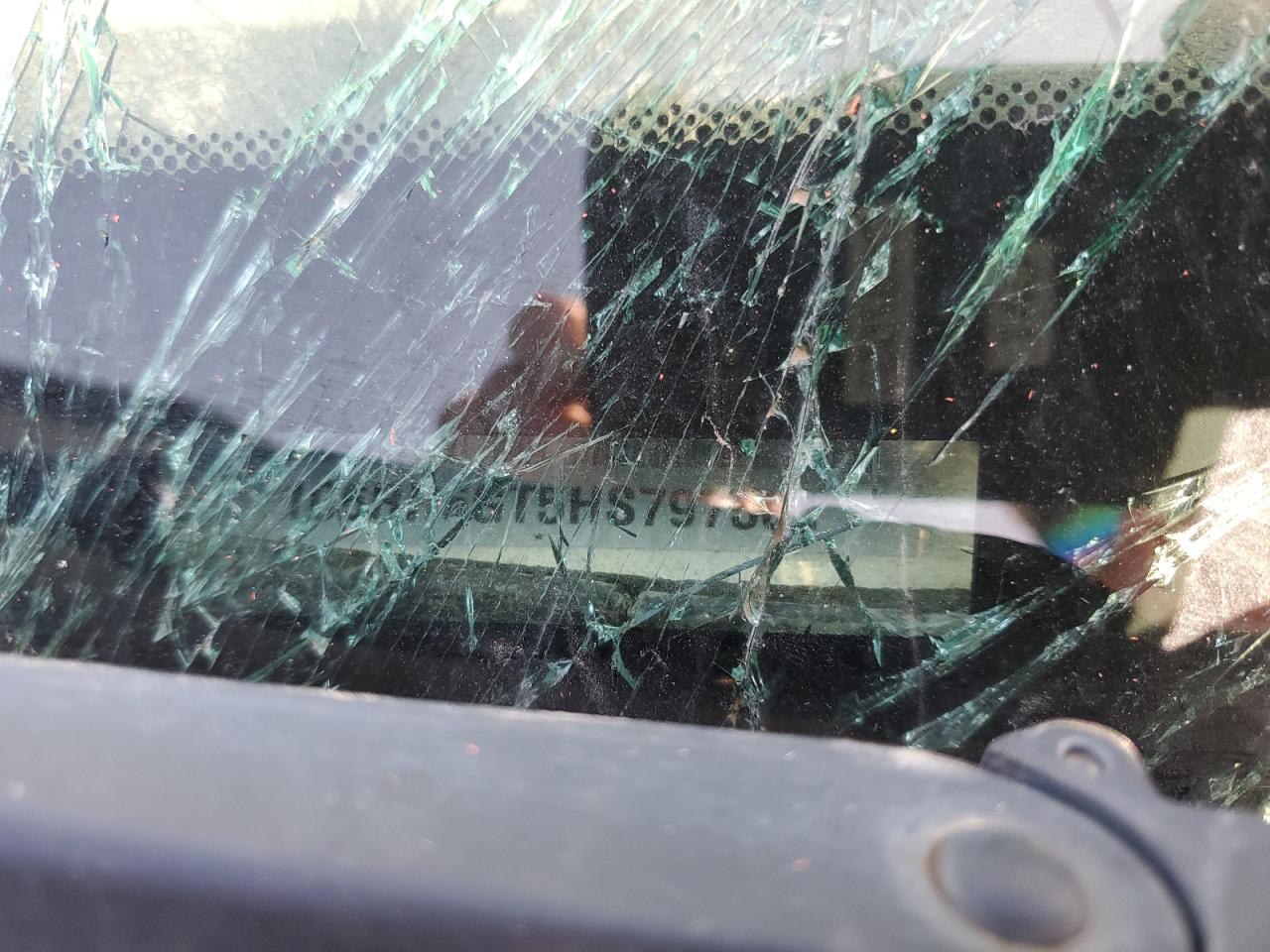 1C6RR6GT5HS797501 2017 Ram 1500 Slt