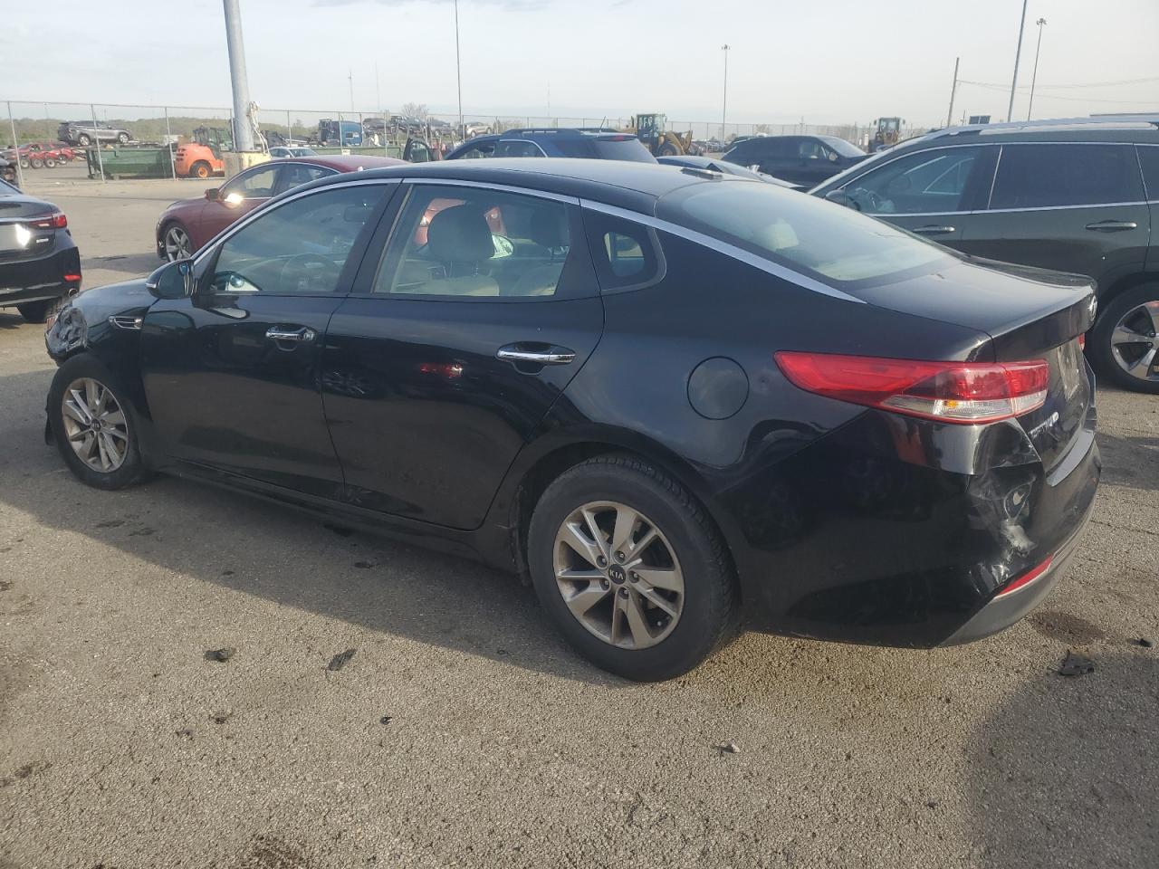 5XXGT4L30HG151109 2017 Kia Optima Lx