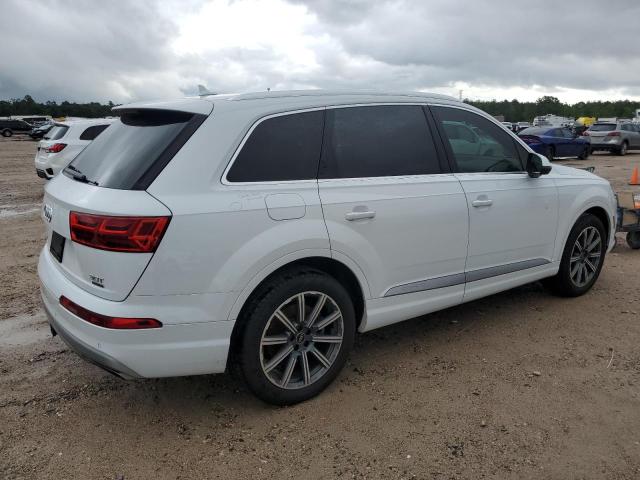 VIN WA1VAAF70HD000317 2017 Audi Q7, Prestige no.3