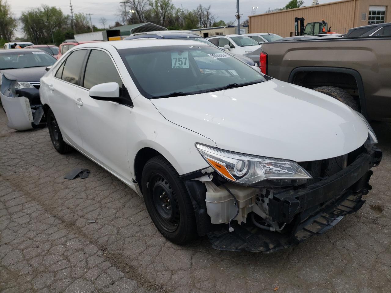 Lot #2505811374 2015 TOYOTA CAMRY LE