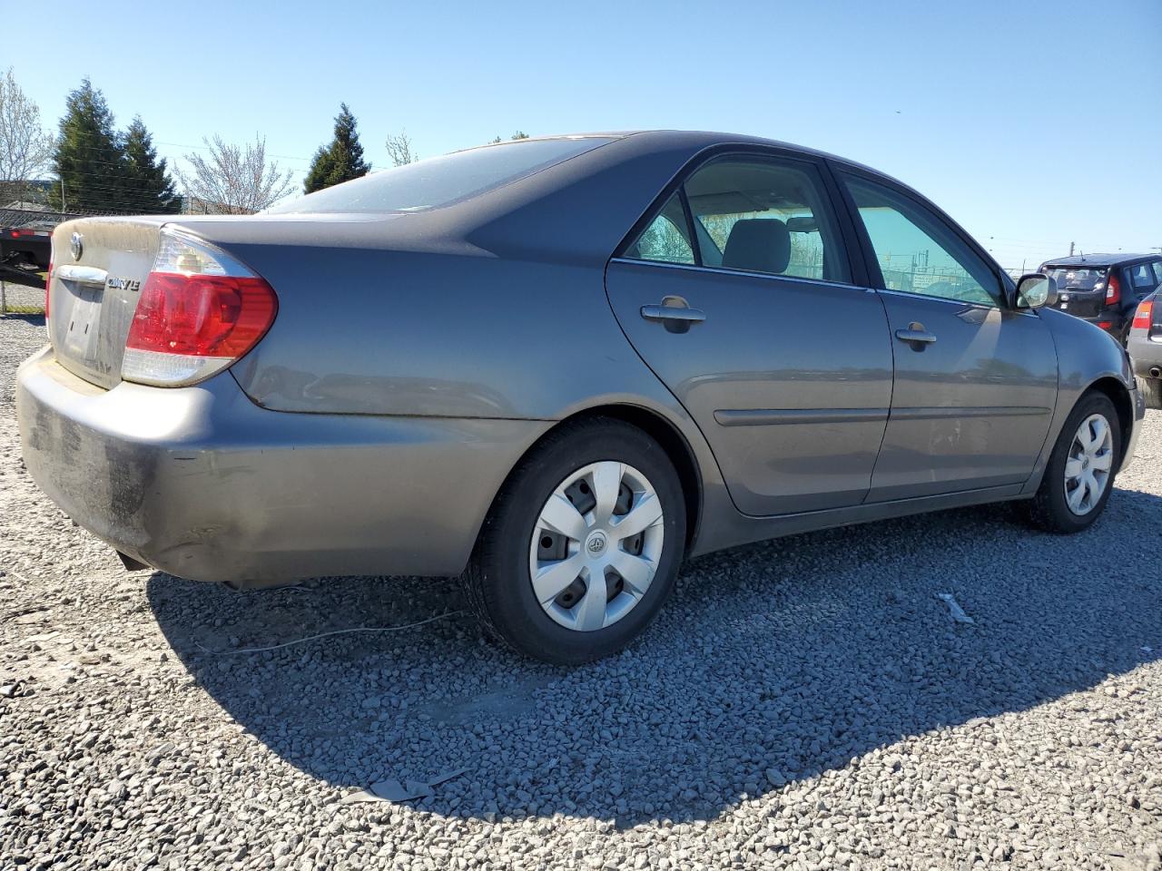4T1BE32K05U543810 2005 Toyota Camry Le