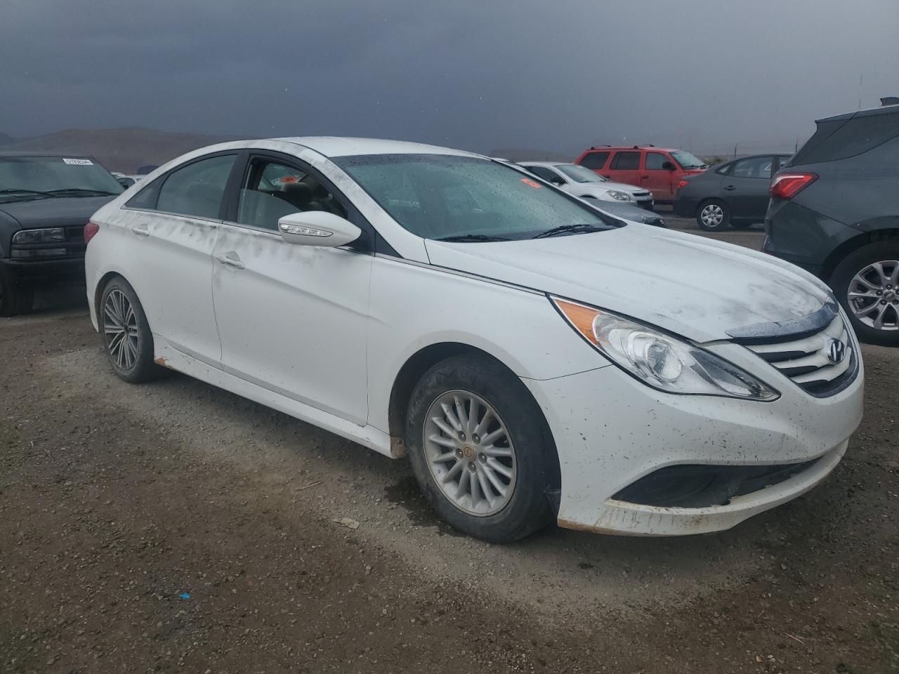 5NPEB4AC2EH921517 2014 Hyundai Sonata Gls