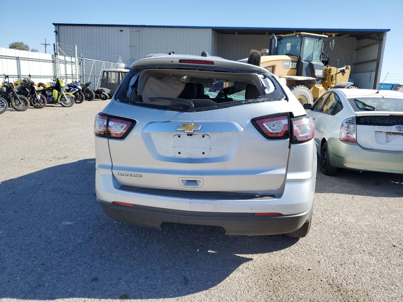 1GNKRFEDXHJ109964 2017 Chevrolet Traverse Ls