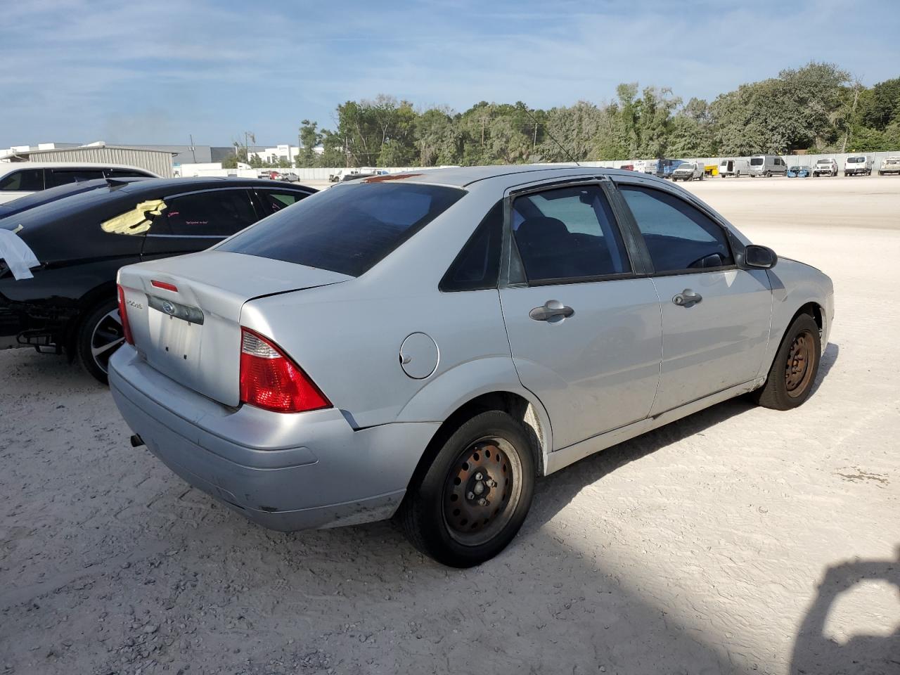 1FAFP34N07W130192 2007 Ford Focus Zx4