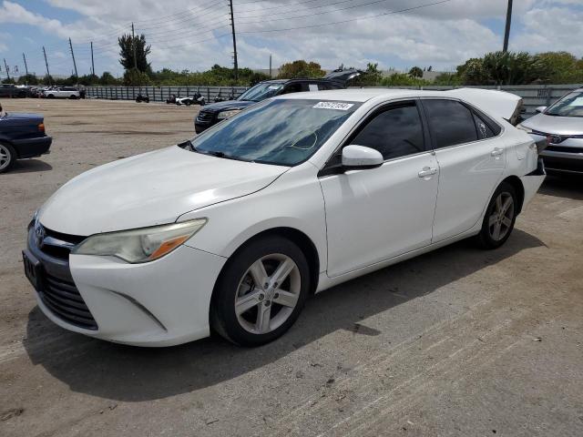 Lot #2503583928 2015 TOYOTA CAMRY LE salvage car