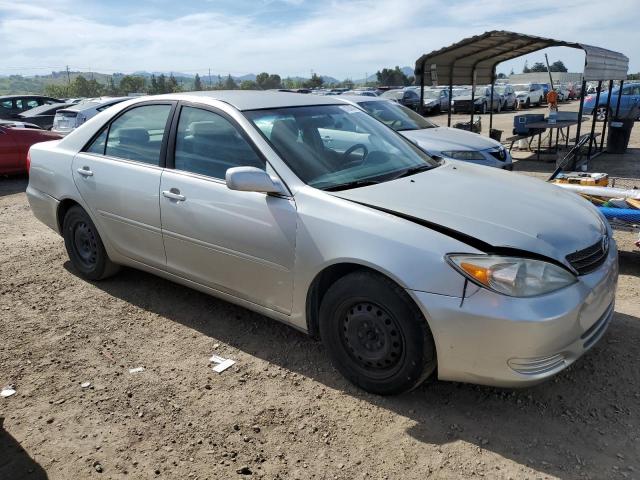 2004 Toyota Camry Le VIN: 4T1BE32K94U832506 Lot: 51624504