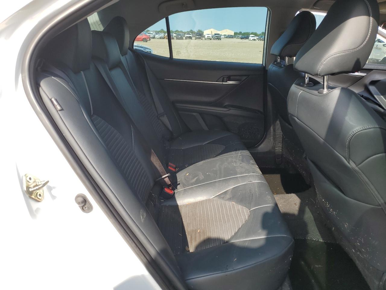 4T1B11HK8KU297107 TOYOTA CAMRY 2019