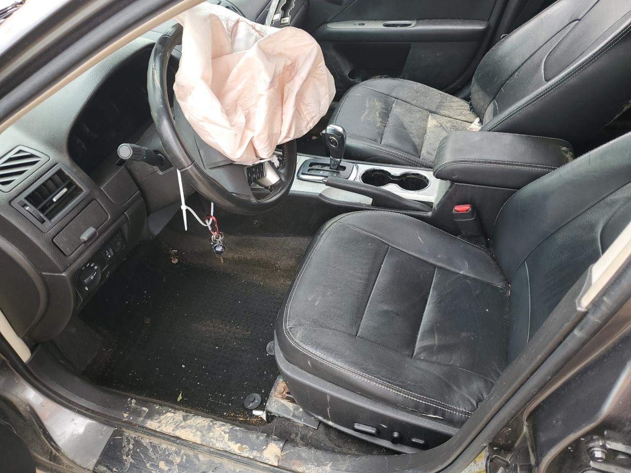 3FAHP0JGXBR132332 2011 Ford Fusion Sel