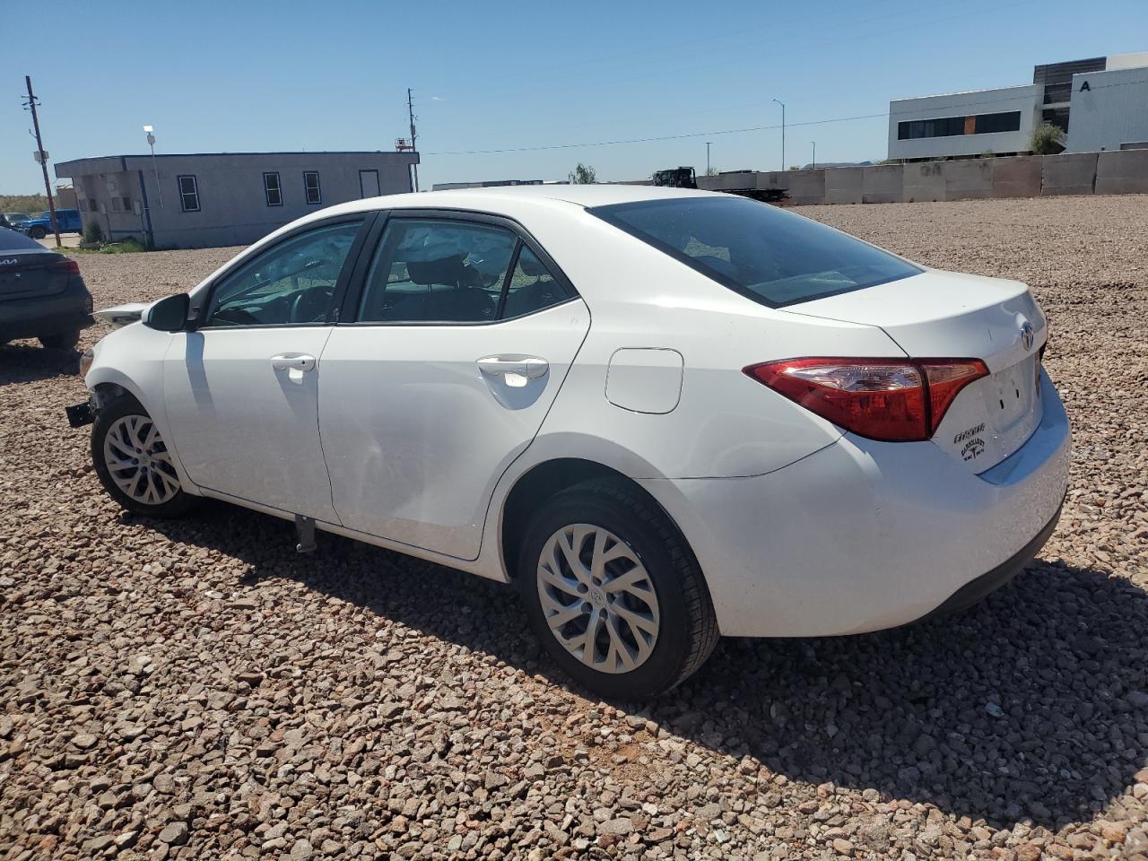 2T1BURHE0JC106893 2018 Toyota Corolla L