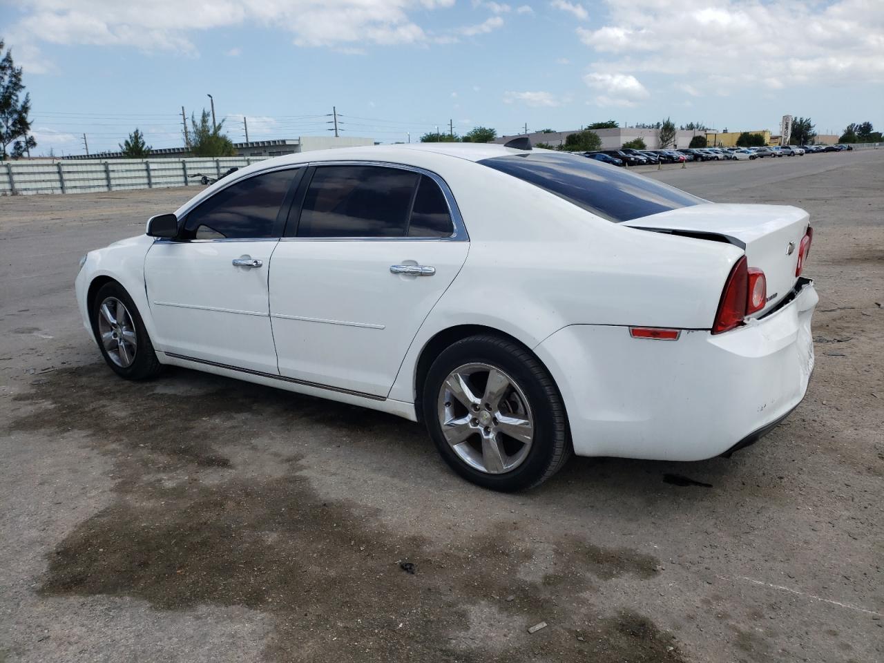 1G1ZD5EU0CF121920 2012 Chevrolet Malibu 2Lt