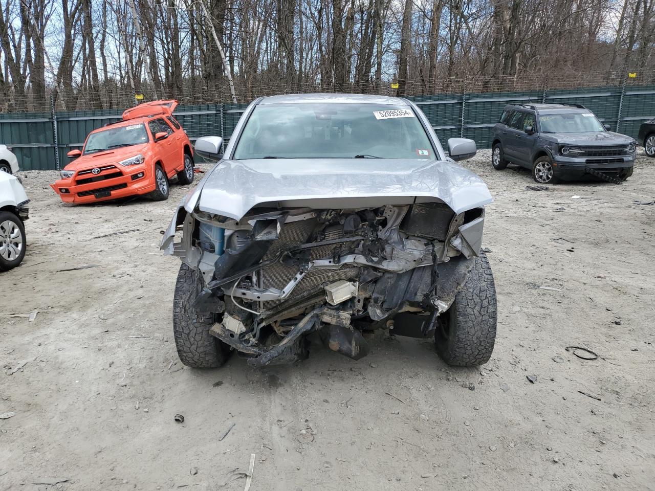 2019 Toyota Tacoma Double Cab vin: 3TMCZ5AN3KM284637