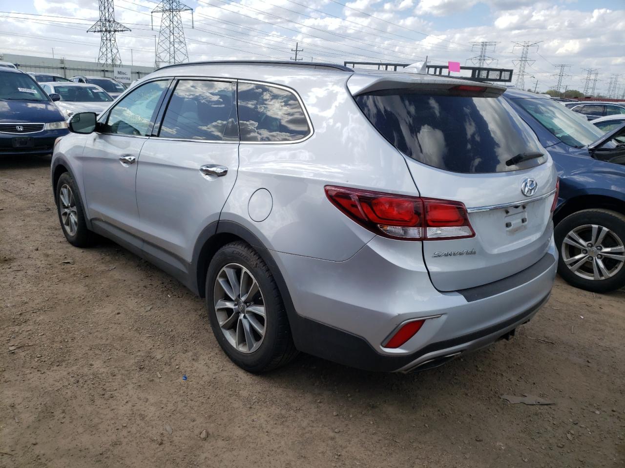 KM8SMDHF5HU233739 2017 Hyundai Santa Fe Se