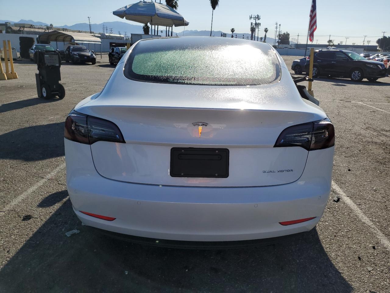 5YJ3E1EB1NF275366 2022 Tesla Model 3