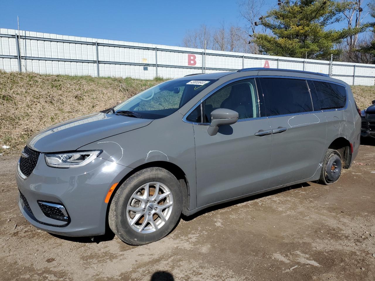  Salvage Chrysler Pacifica