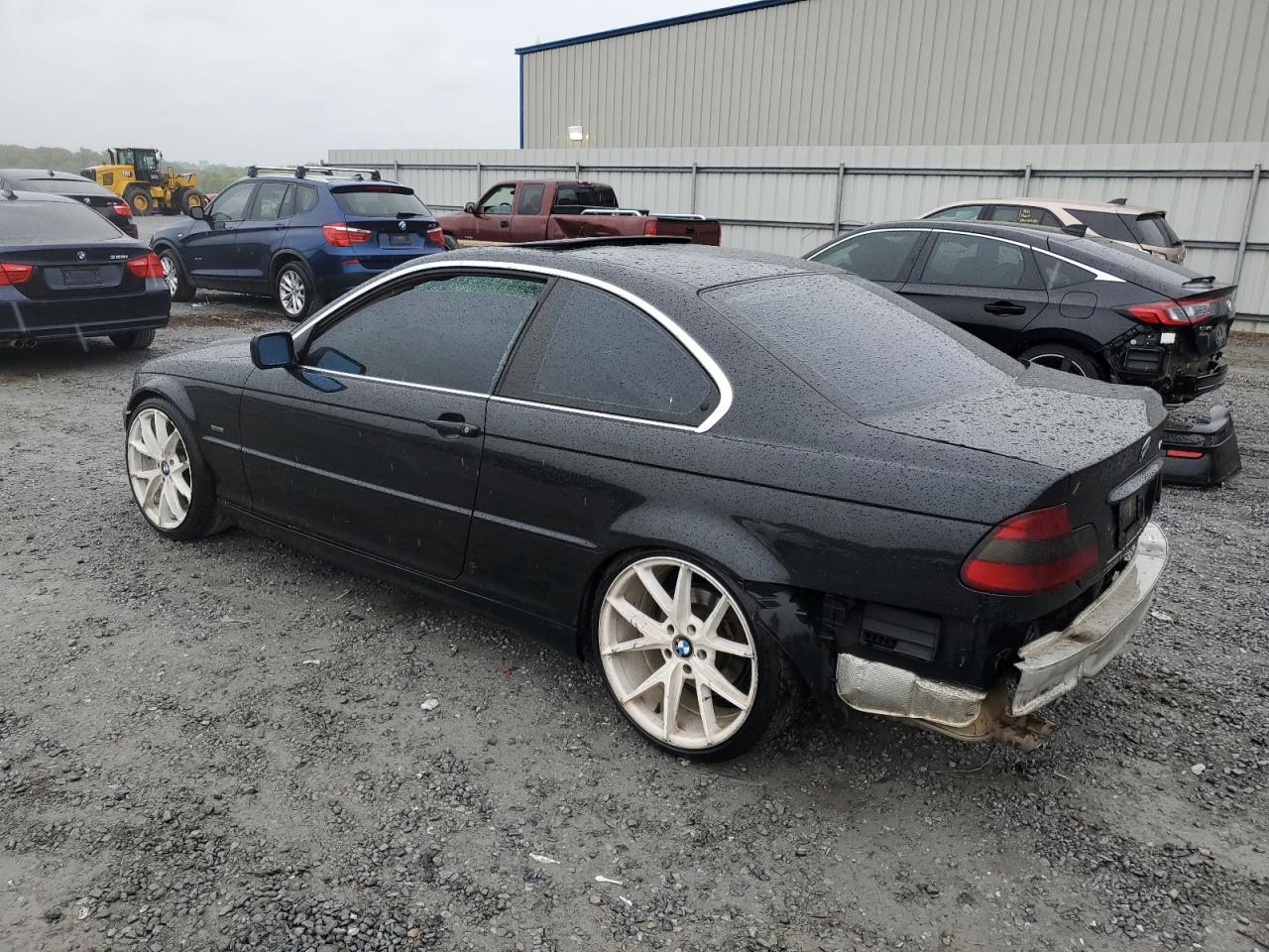 WBABN33431JW49861 2001 BMW 325 Ci
