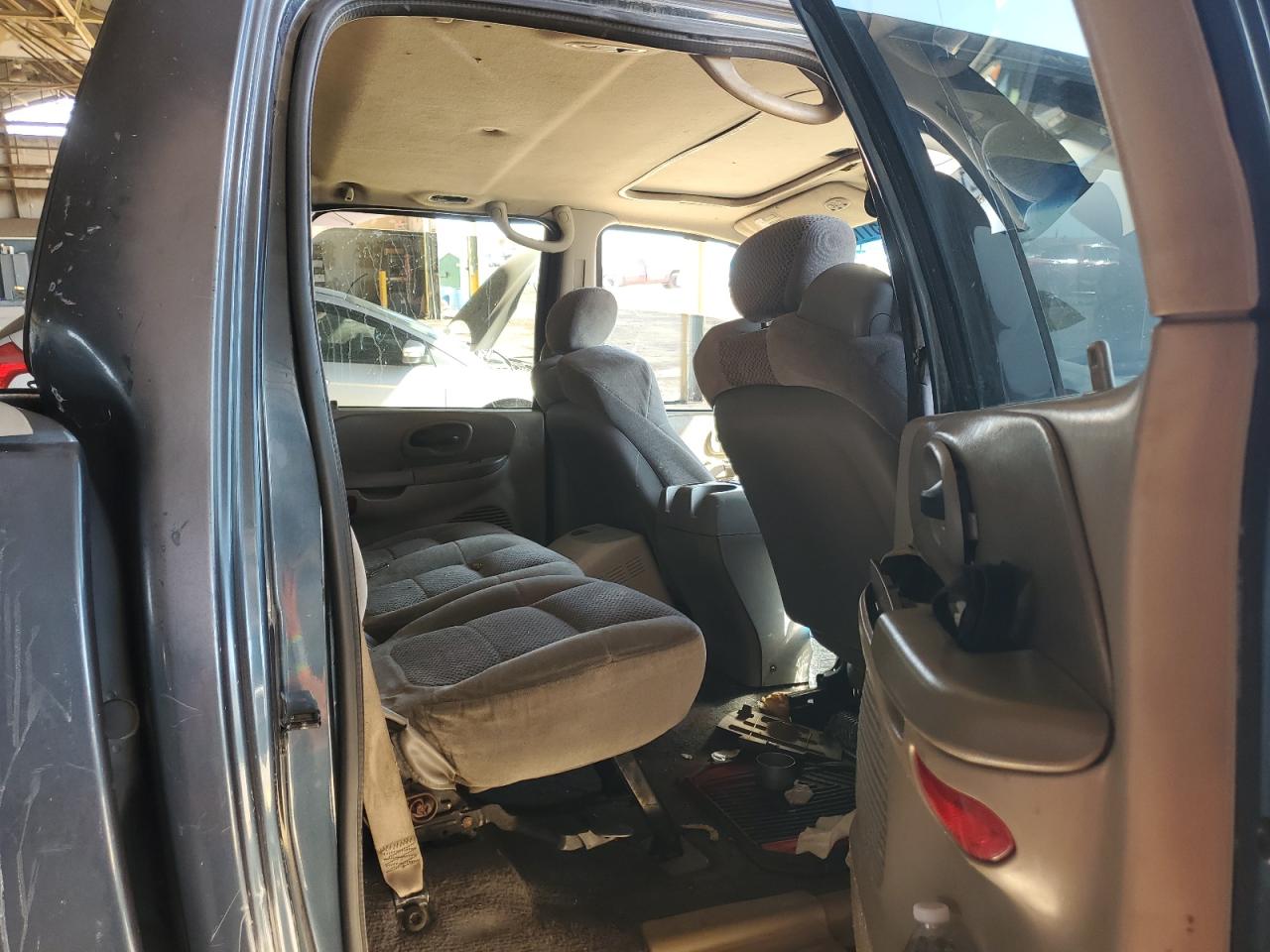 1FTRW08L32KB25022 2002 Ford F150 Supercrew