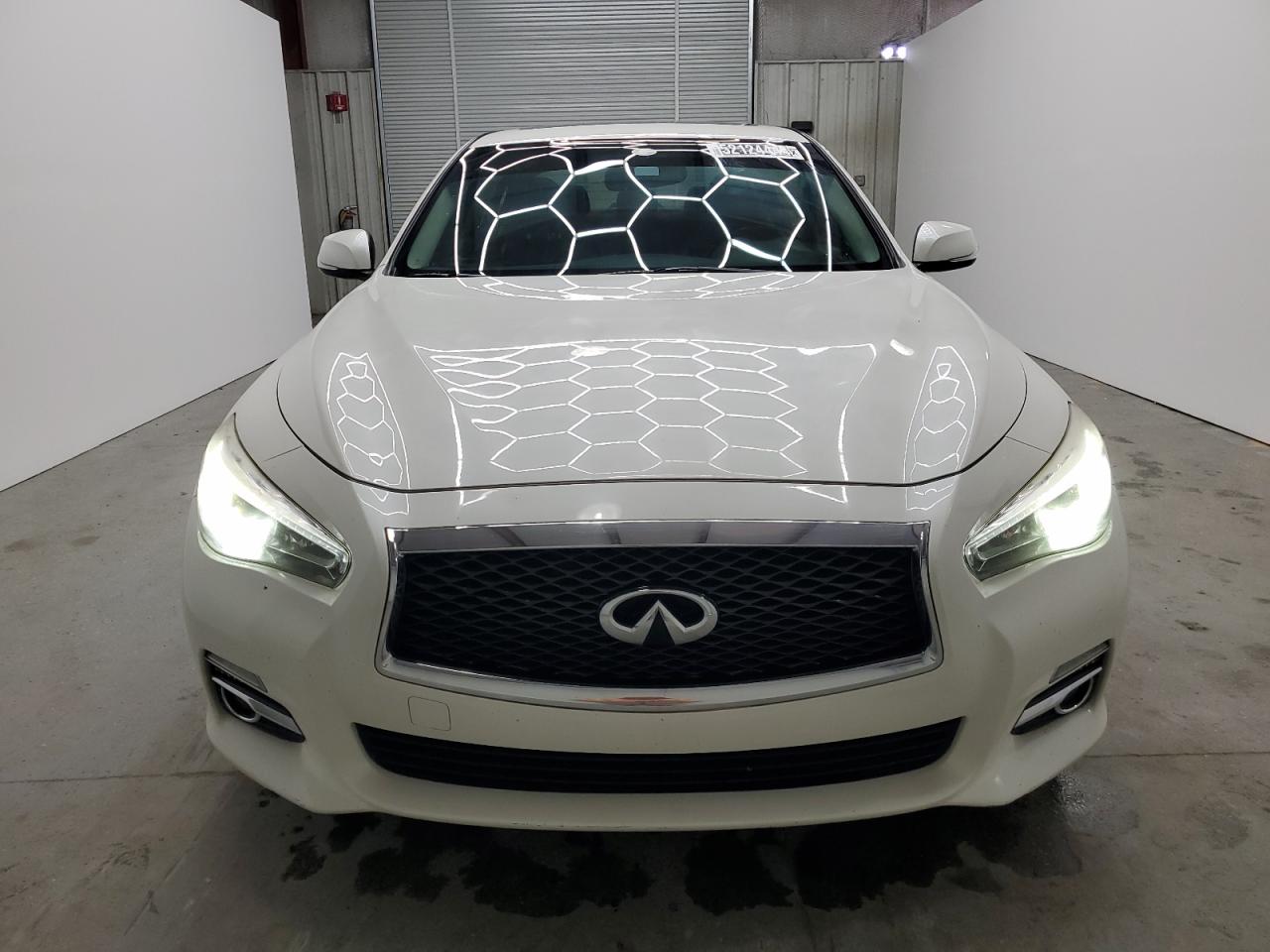 JN1EV7AP0GM300381 2016 Infiniti Q50 Premium