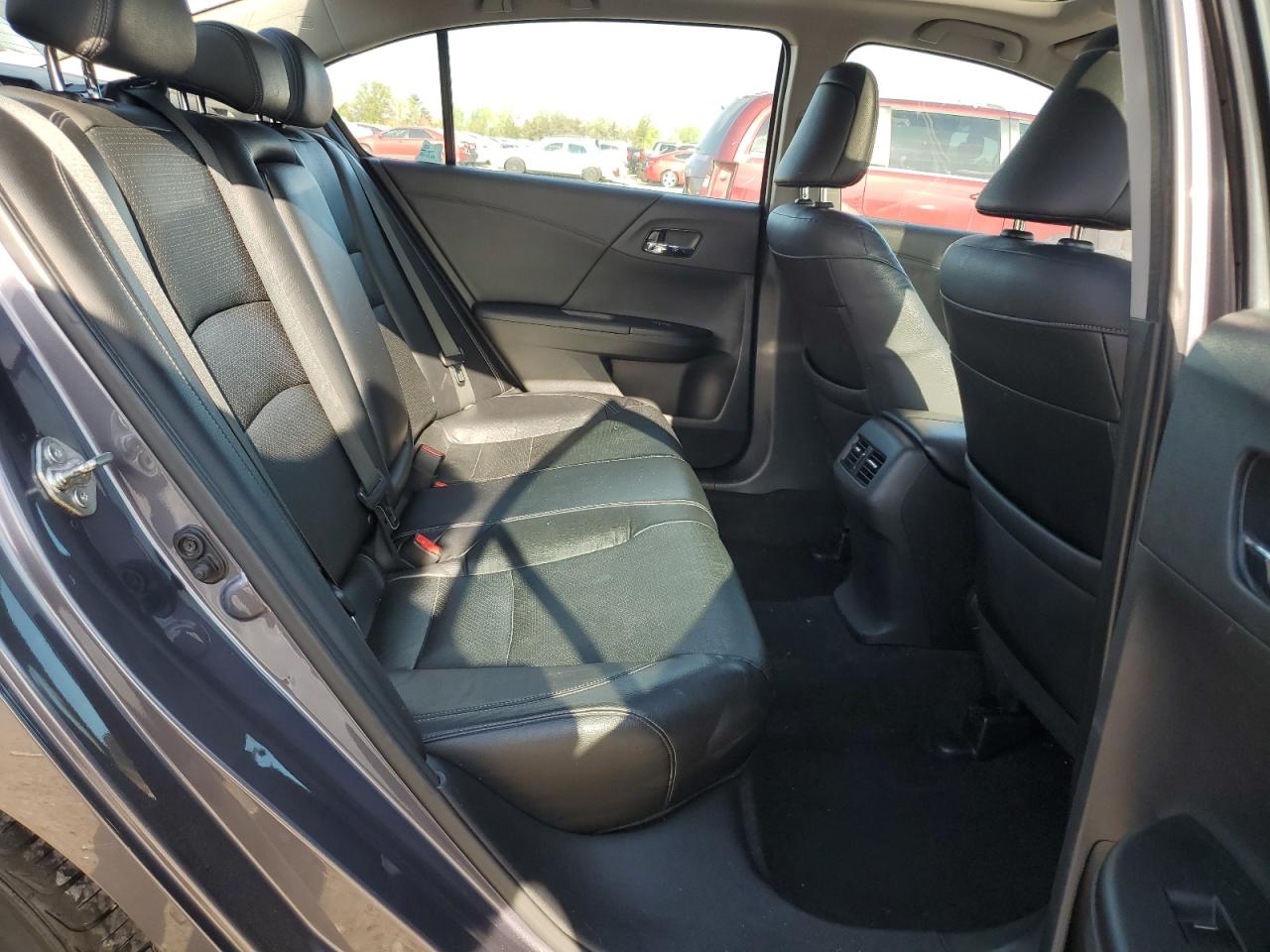 1HGCR3F09GA006686 HONDA ACCORD 2016