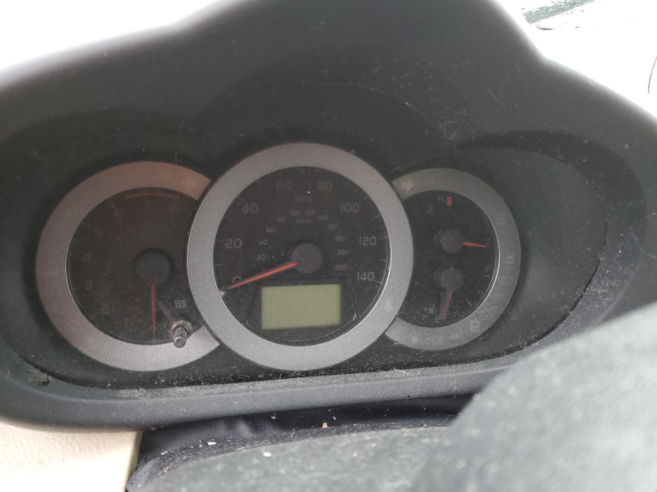 JTMKF4DV1A5030813 2010 Toyota Rav4