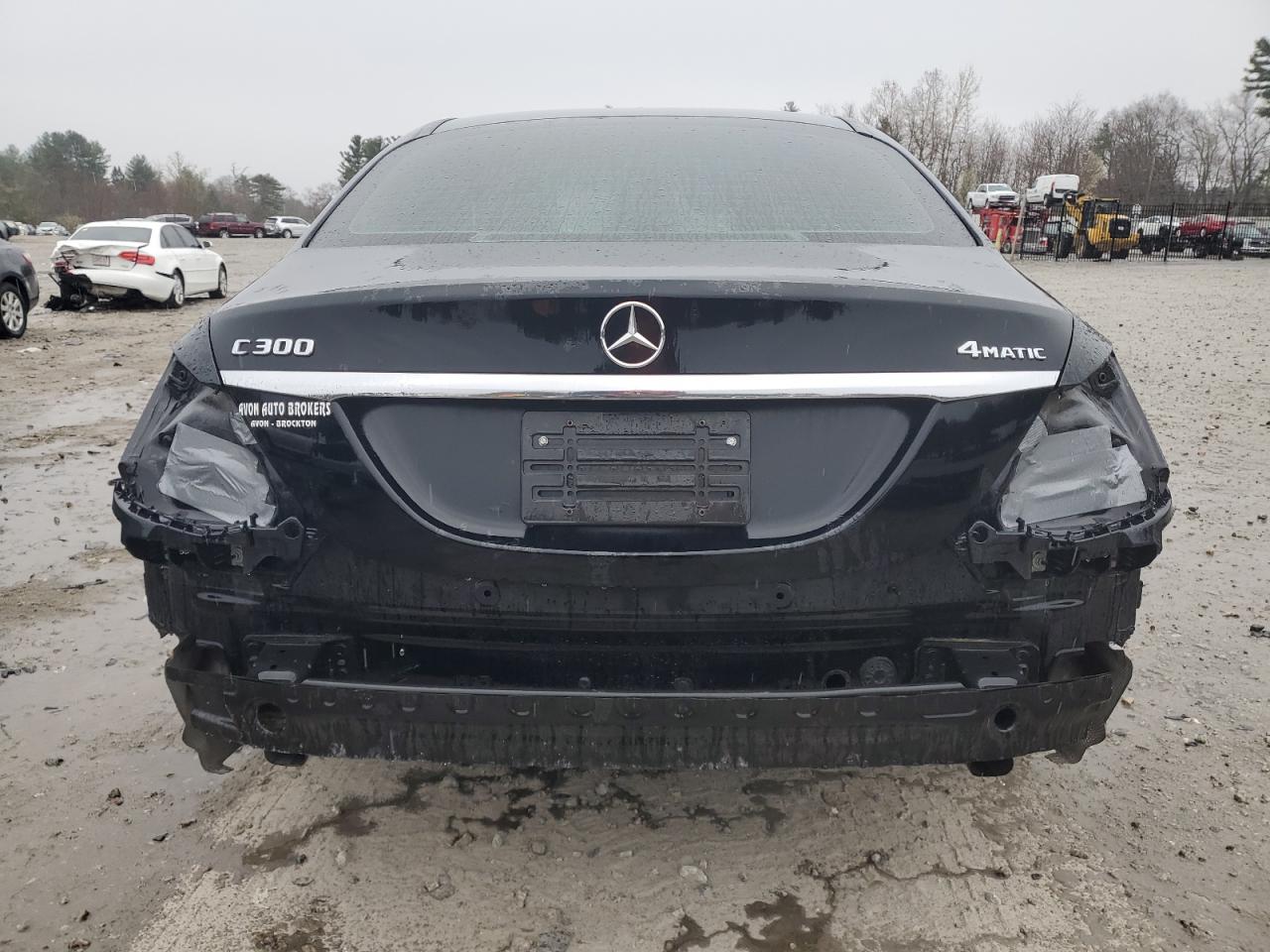 55SWF4KB6HU183074 2017 Mercedes-Benz C 300 4Matic