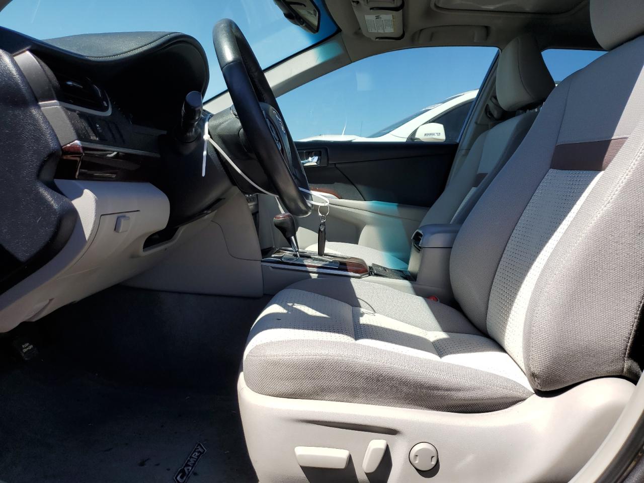 4T4BF1FK0ER373627 2014 Toyota Camry L