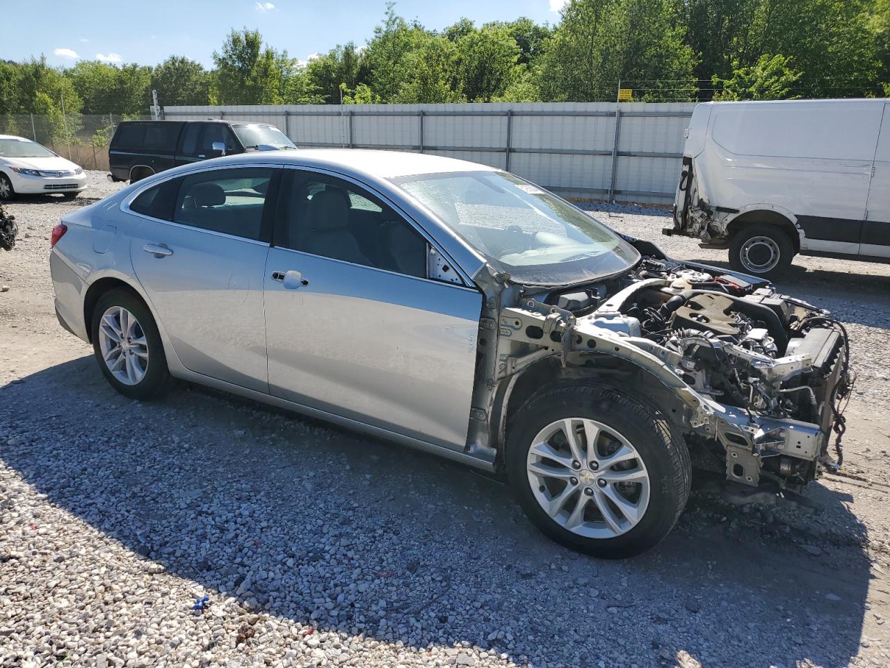 1G1ZD5ST7JF138237 2018 Chevrolet Malibu Lt