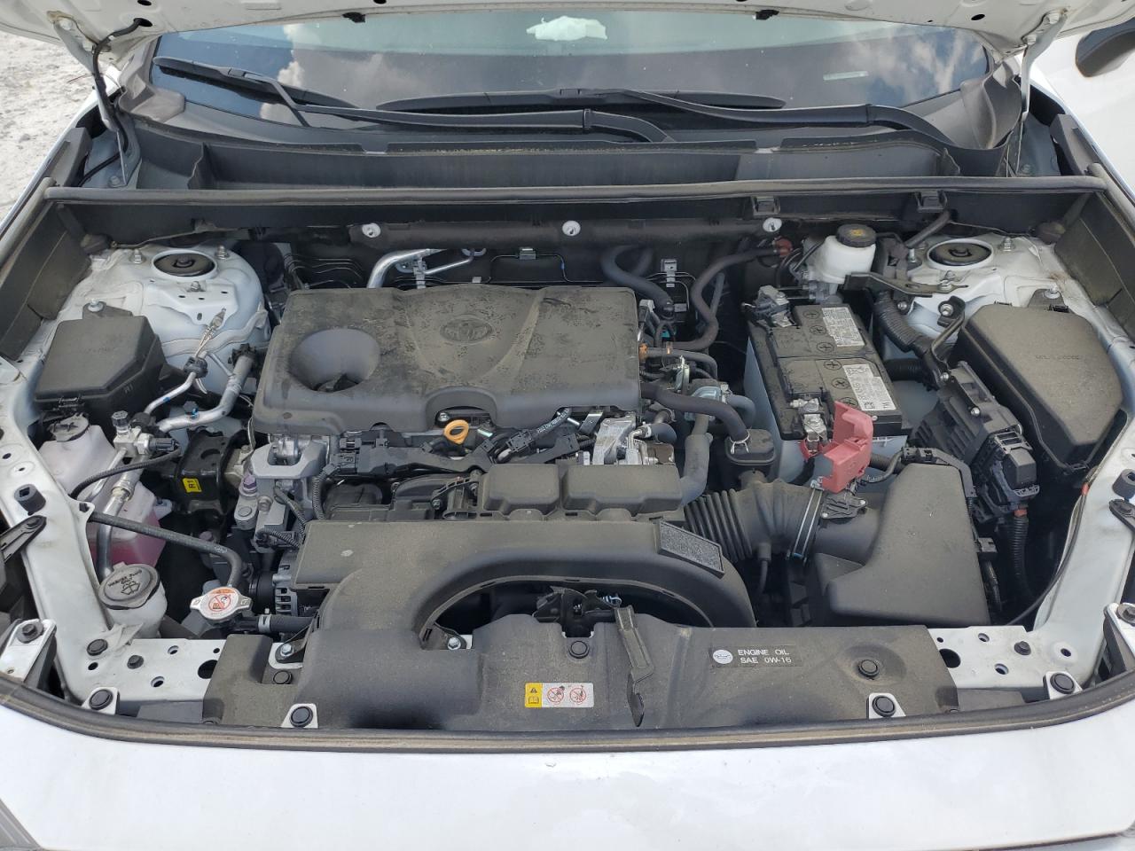 2T3W1RFV8MC161584 2021 Toyota Rav4 Xle