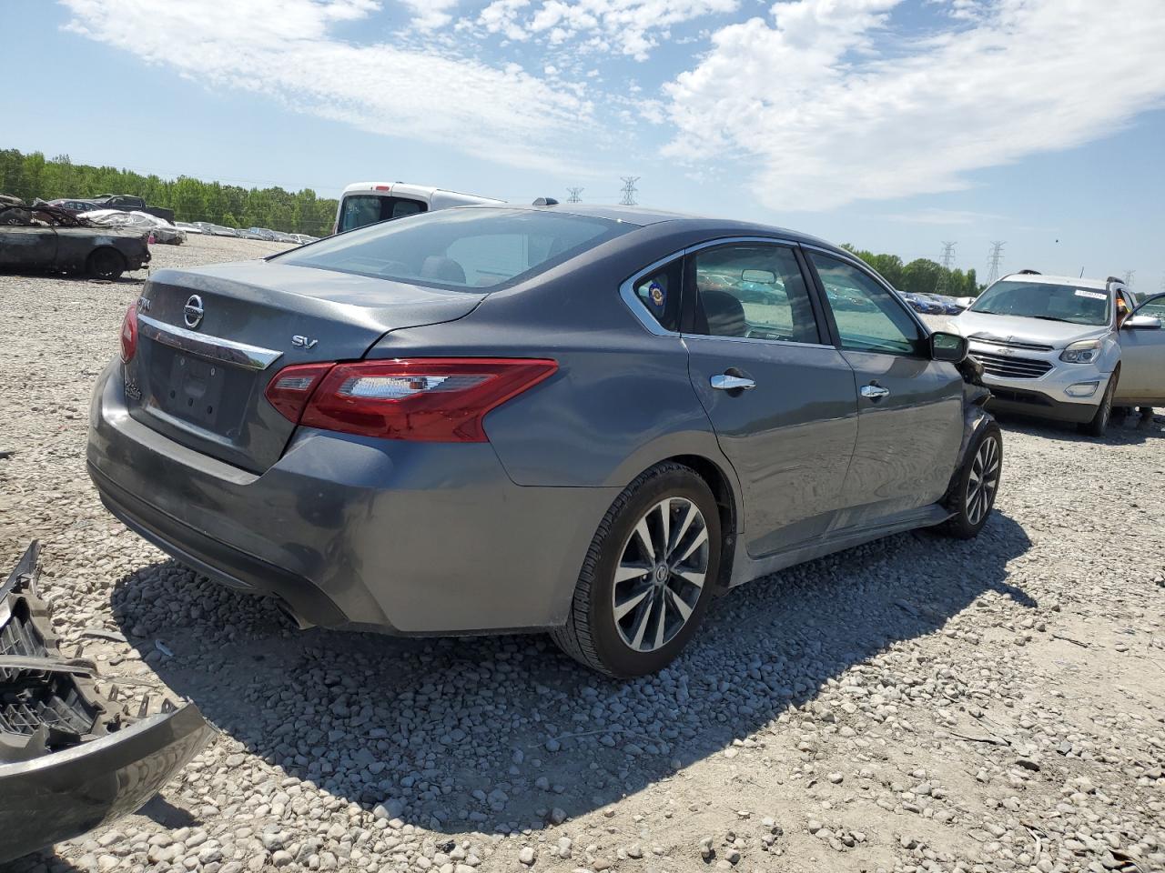 2018 Nissan Altima 2.5 vin: 1N4AL3AP0JC211469