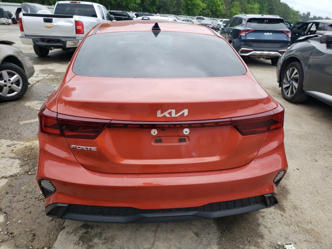 2022 Kia Forte Fe vin: 3KPF24AD7NE472241