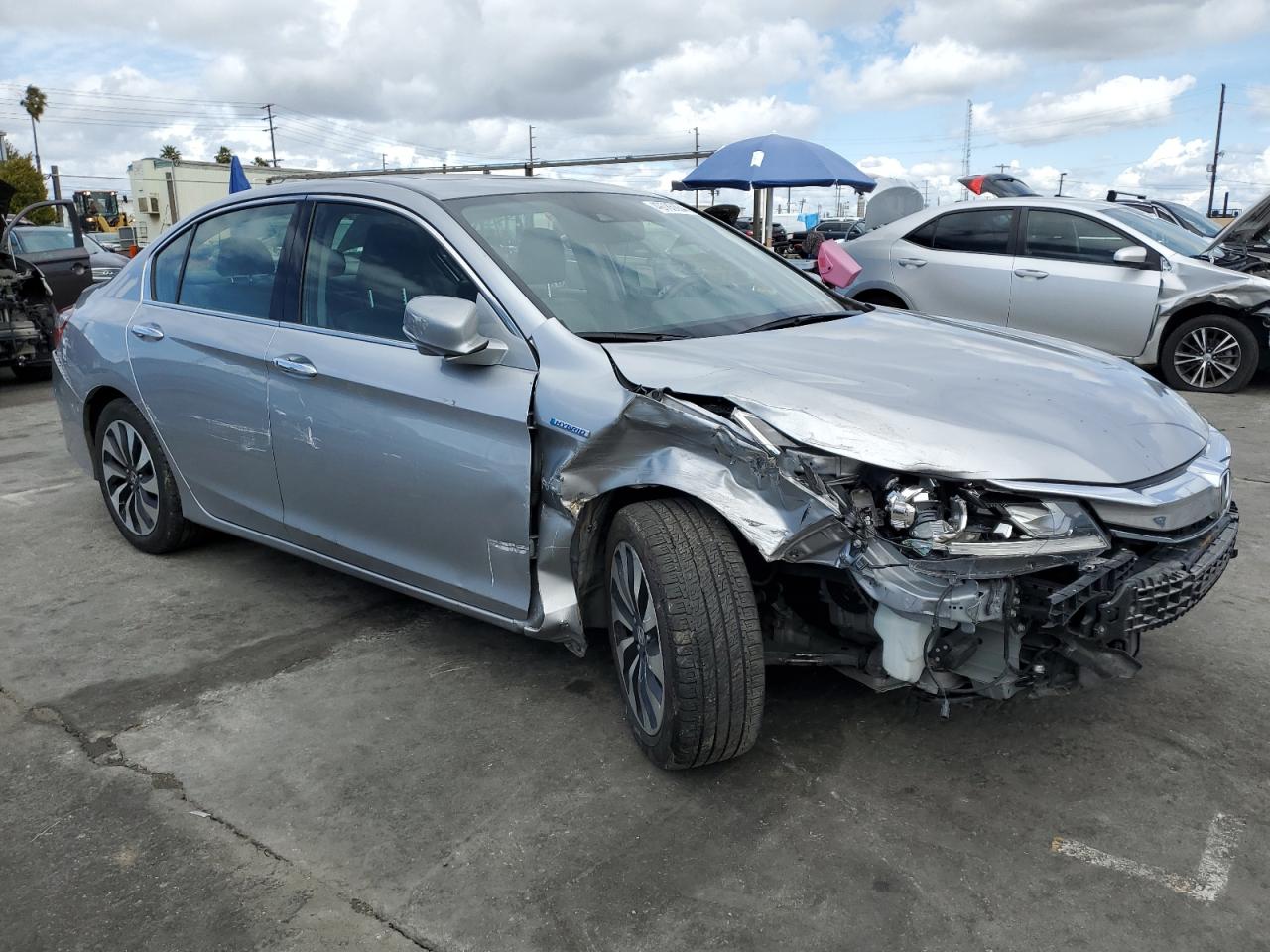 2017 Honda Accord Hybrid Exl vin: JHMCR6F53HC004089