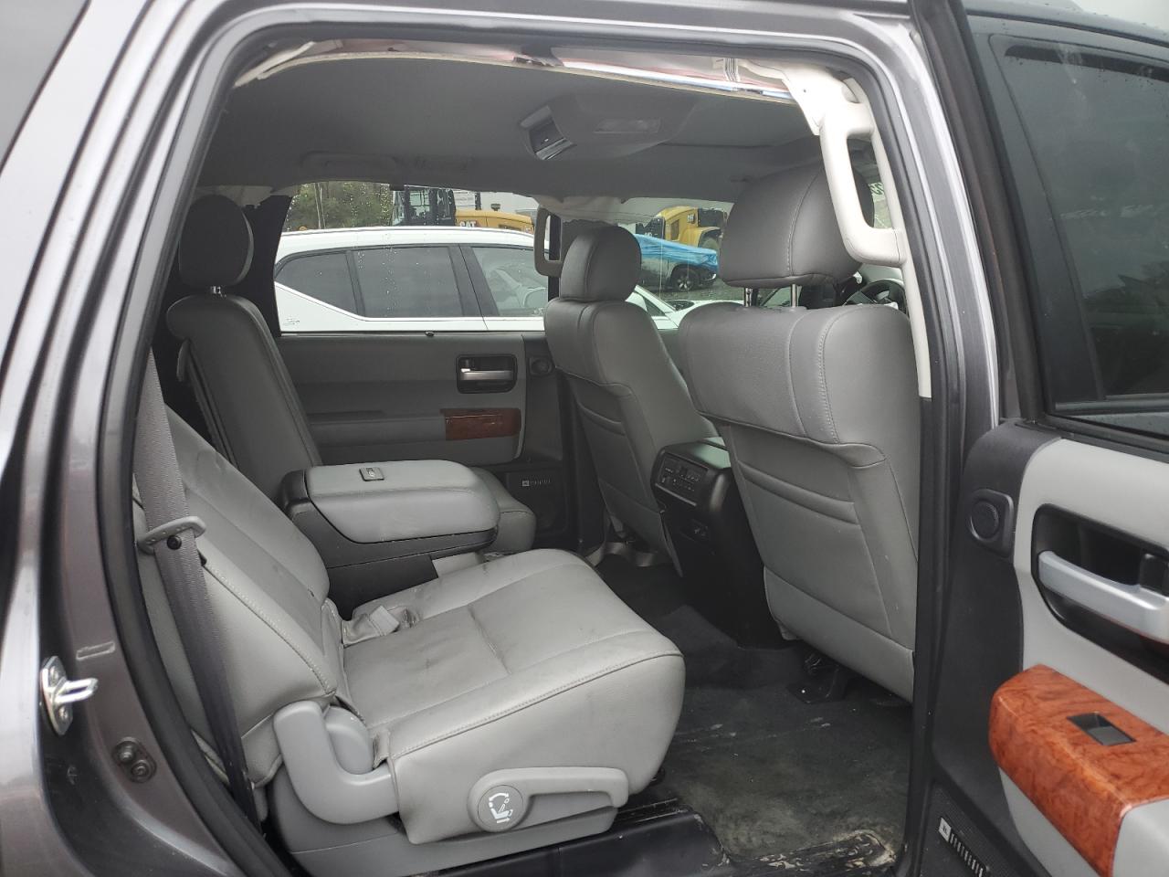 5TDDW5G16JS156070 TOYOTA SEQUOIA 2018
