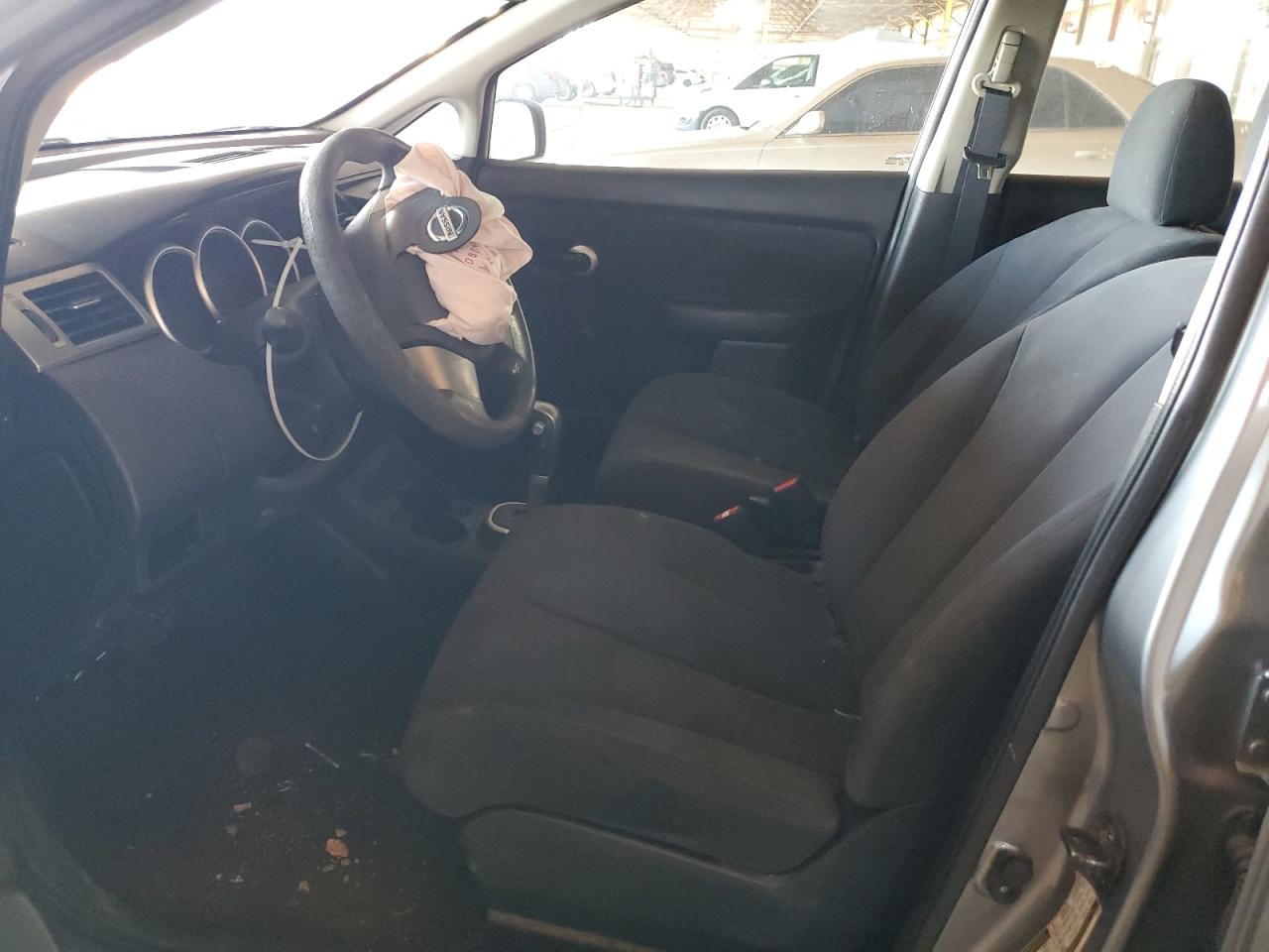 3N1BC13E49L472475 2009 Nissan Versa S