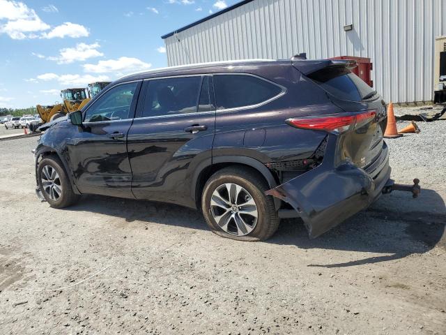 VIN 5TDGZRAH6NS121911 2022 Toyota Highlander, Xle no.2