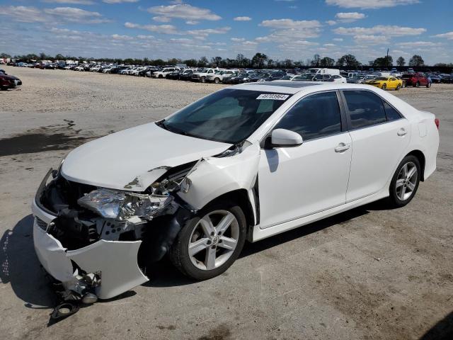 Lot #2452885507 2012 TOYOTA CAMRY BASE salvage car