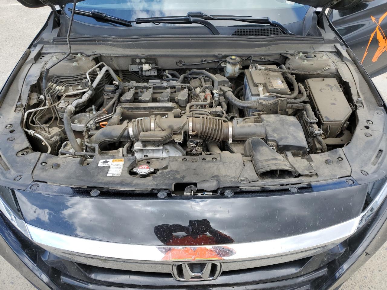 1HGCV1F12JA150516 2018 Honda Accord Lx