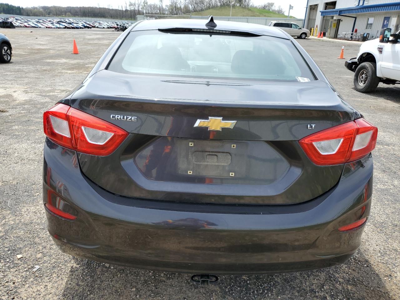 1G1BE5SM2G7324360 2016 Chevrolet Cruze Lt