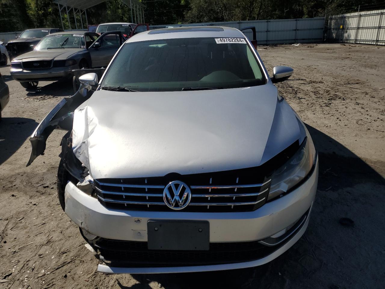 1VWCN7A36CC043189 2012 Volkswagen Passat Sel