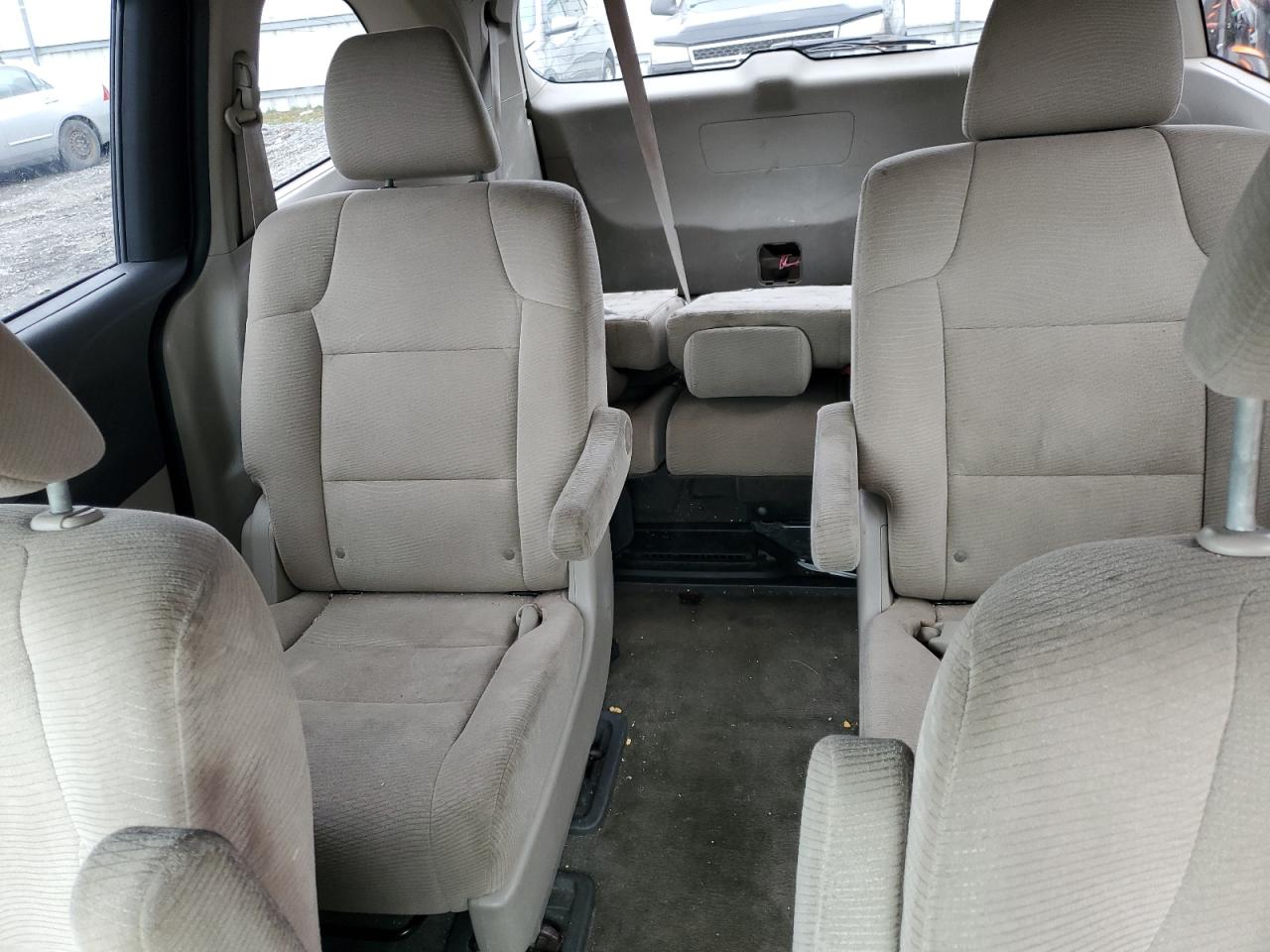 5FNRL5H28BB057942 2011 Honda Odyssey Lx