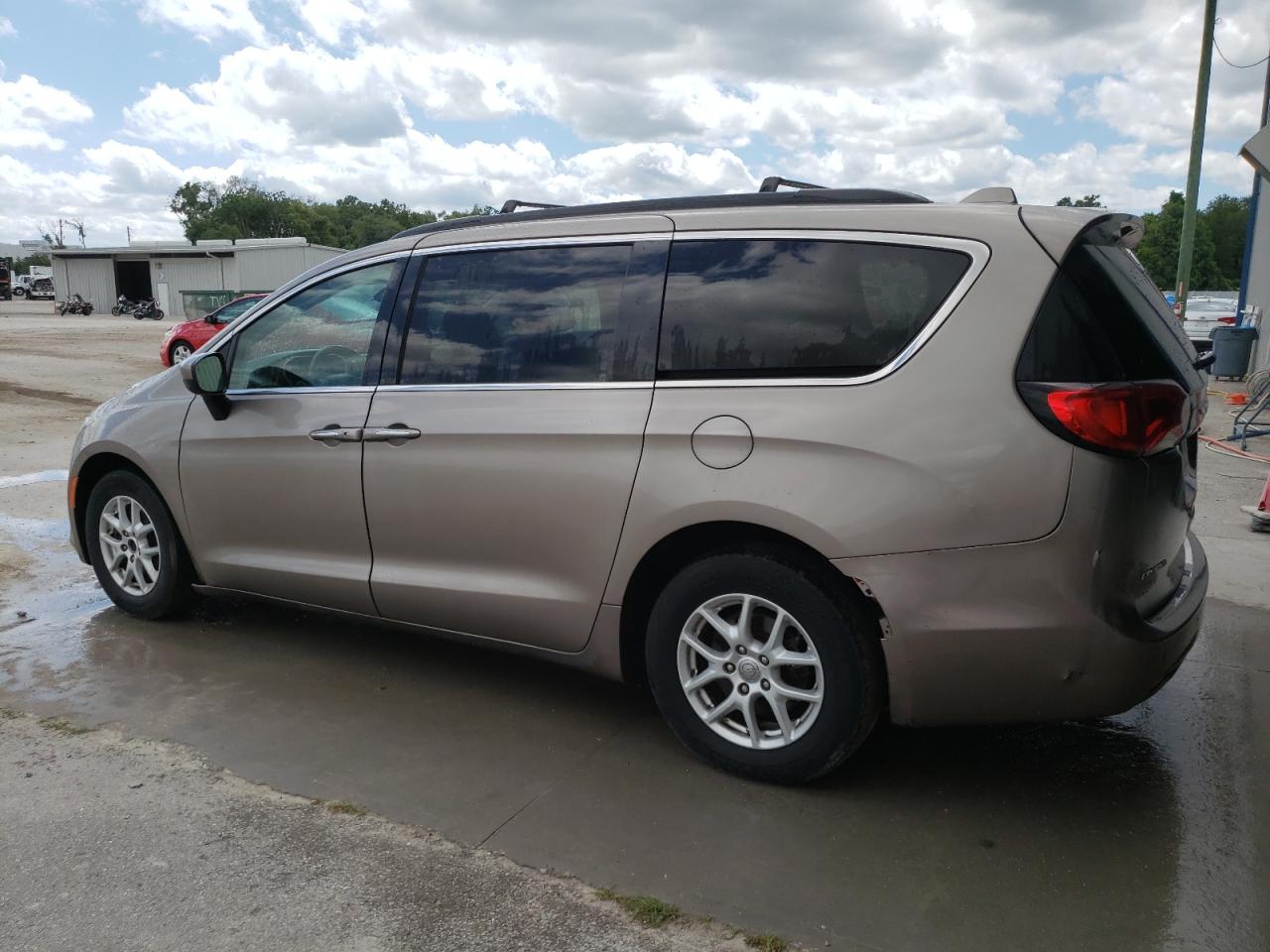 2017 Chrysler Pacifica Touring L vin: 2C4RC1BG4HR771254