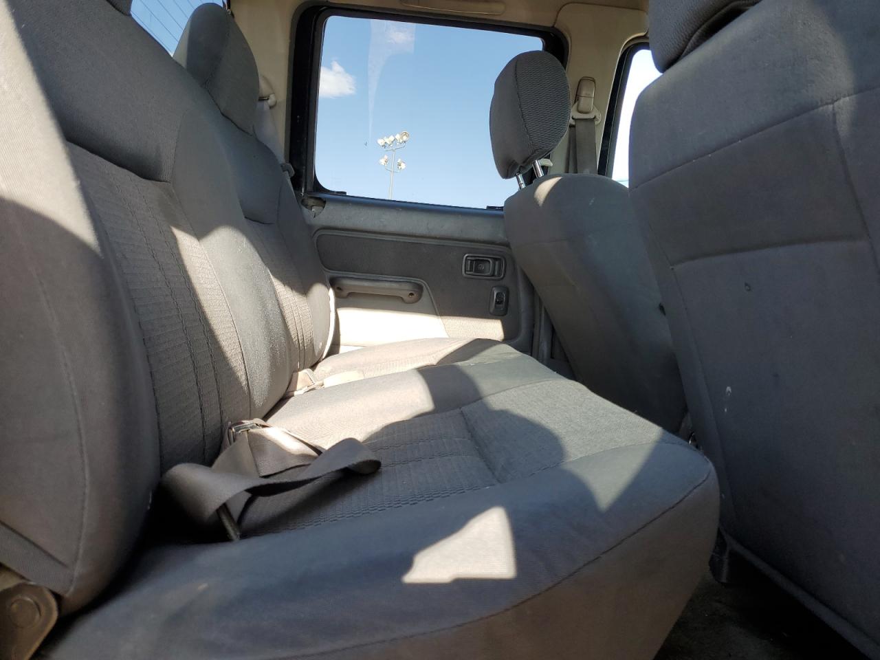 1N6MD29Y03C460401 2003 Nissan Frontier Crew Cab Sc