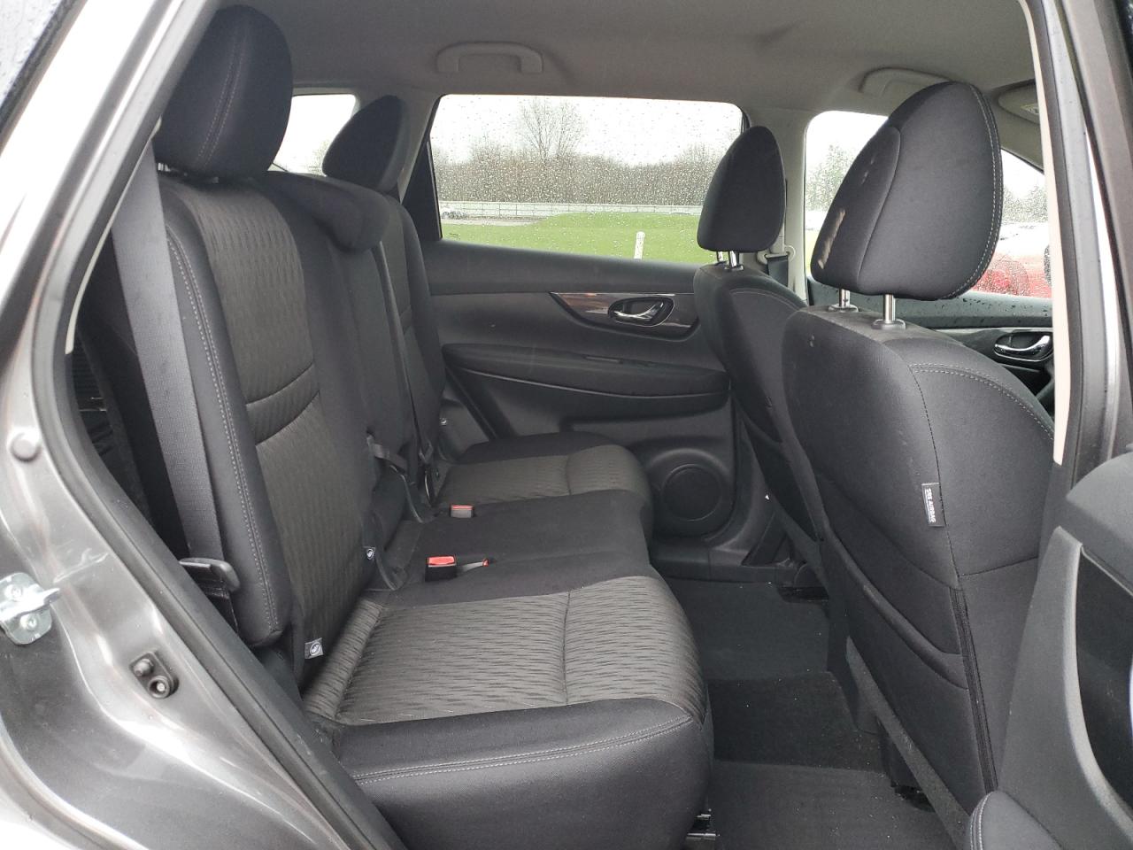 5N1AT2MV0HC800431 NISSAN ROGUE 2017