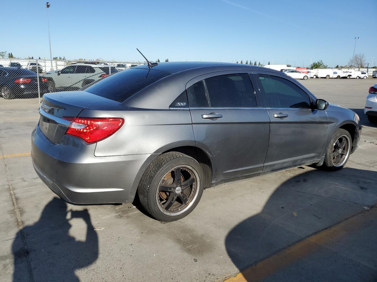 1C3CCBAB1DN669245 2013 Chrysler 200 Lx