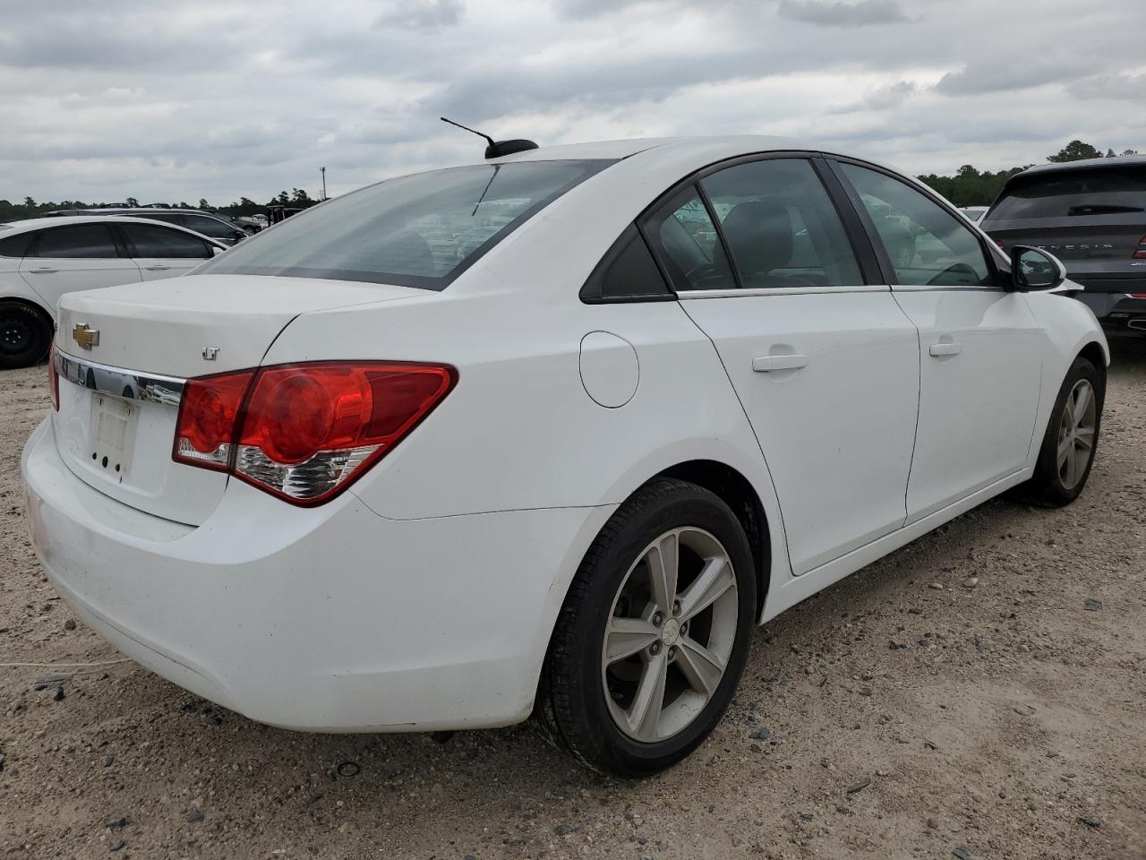 1G1PE5SB3F7196651 2015 Chevrolet Cruze Lt