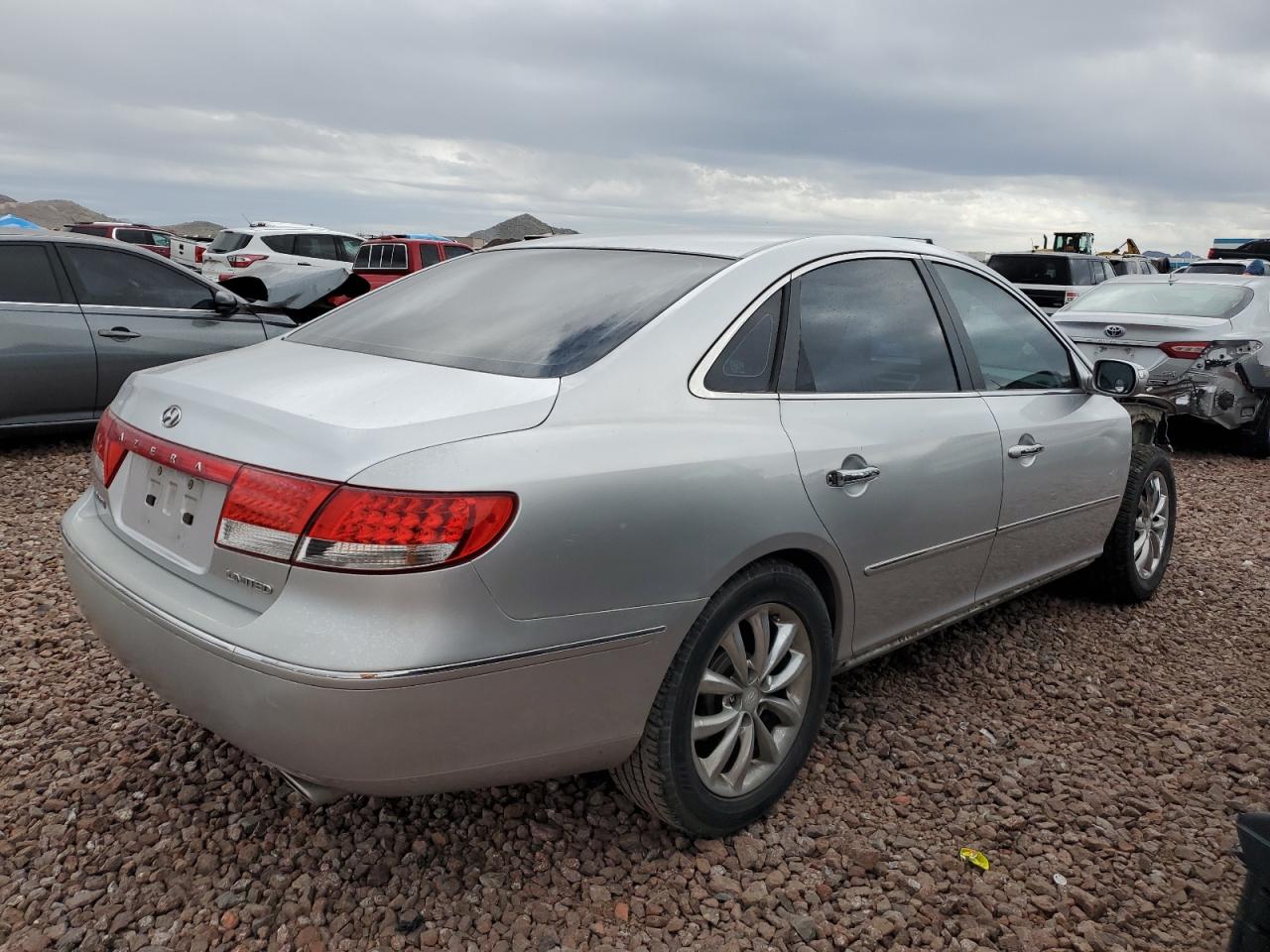 KMHFC46F37A154643 2007 Hyundai Azera Se