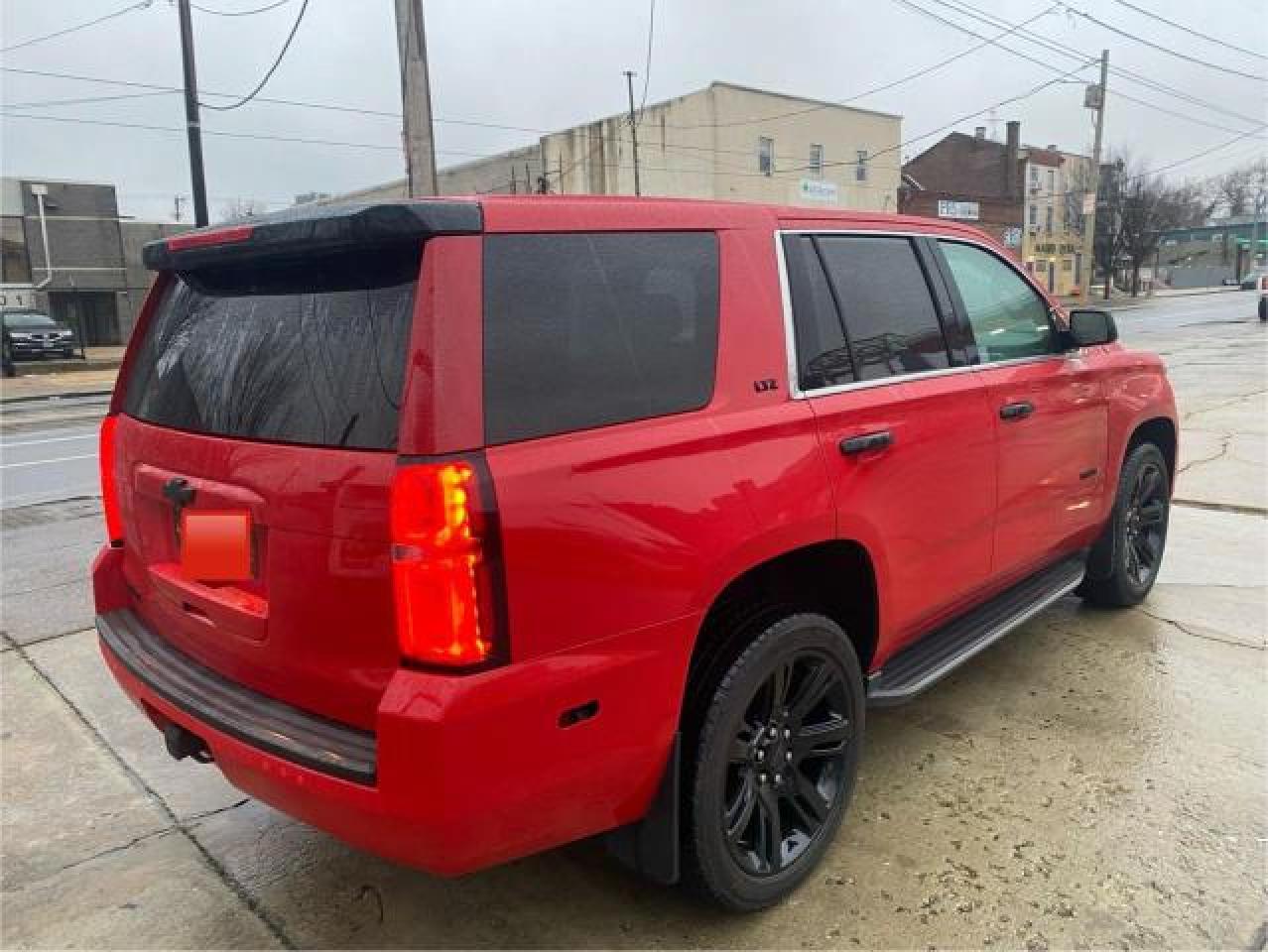1GNSKFEC3HR329363 CHEVROLET TAHOE 2017