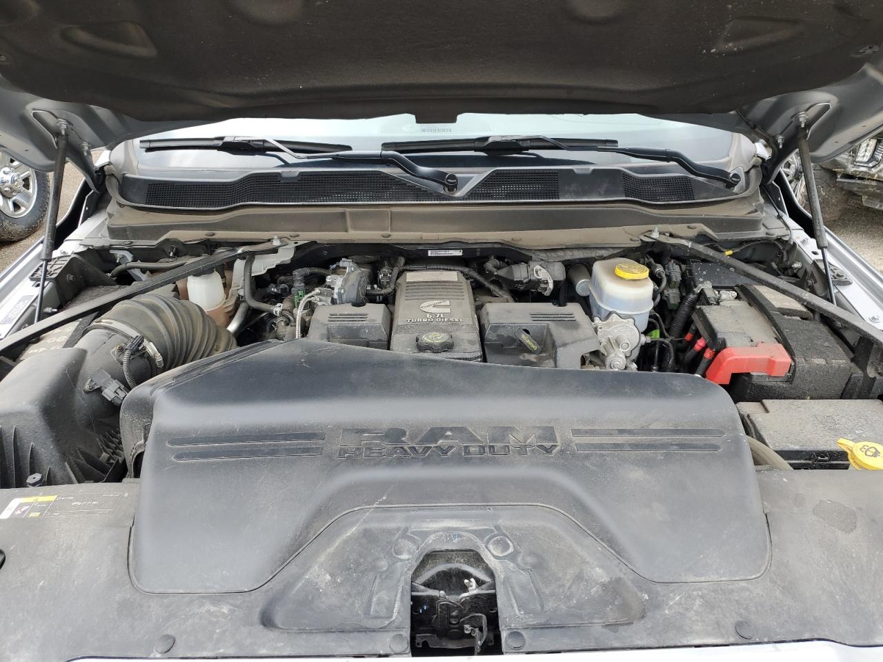 3C63R3JL8NG268804 2022 Ram 3500 Laramie