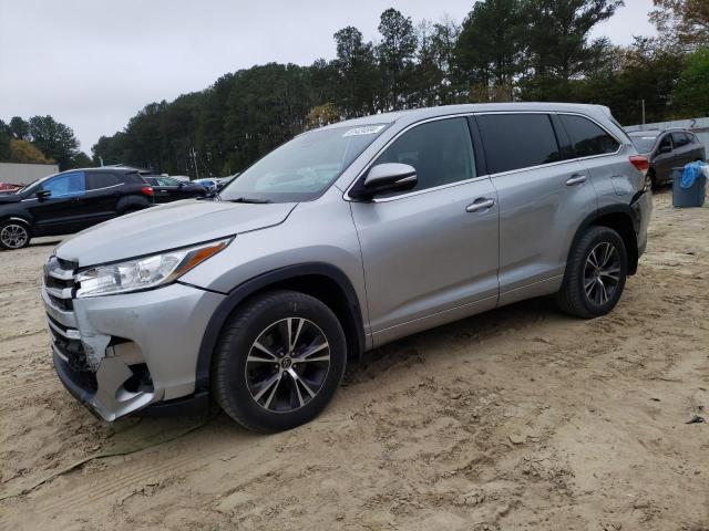 2018 Toyota Highlander Le VIN: 5TDBZRFH5JS495388 Lot: 51424594