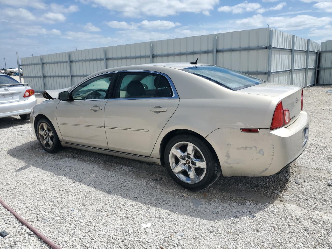 1G1ZC5E10BF215500 2011 Chevrolet Malibu 1Lt