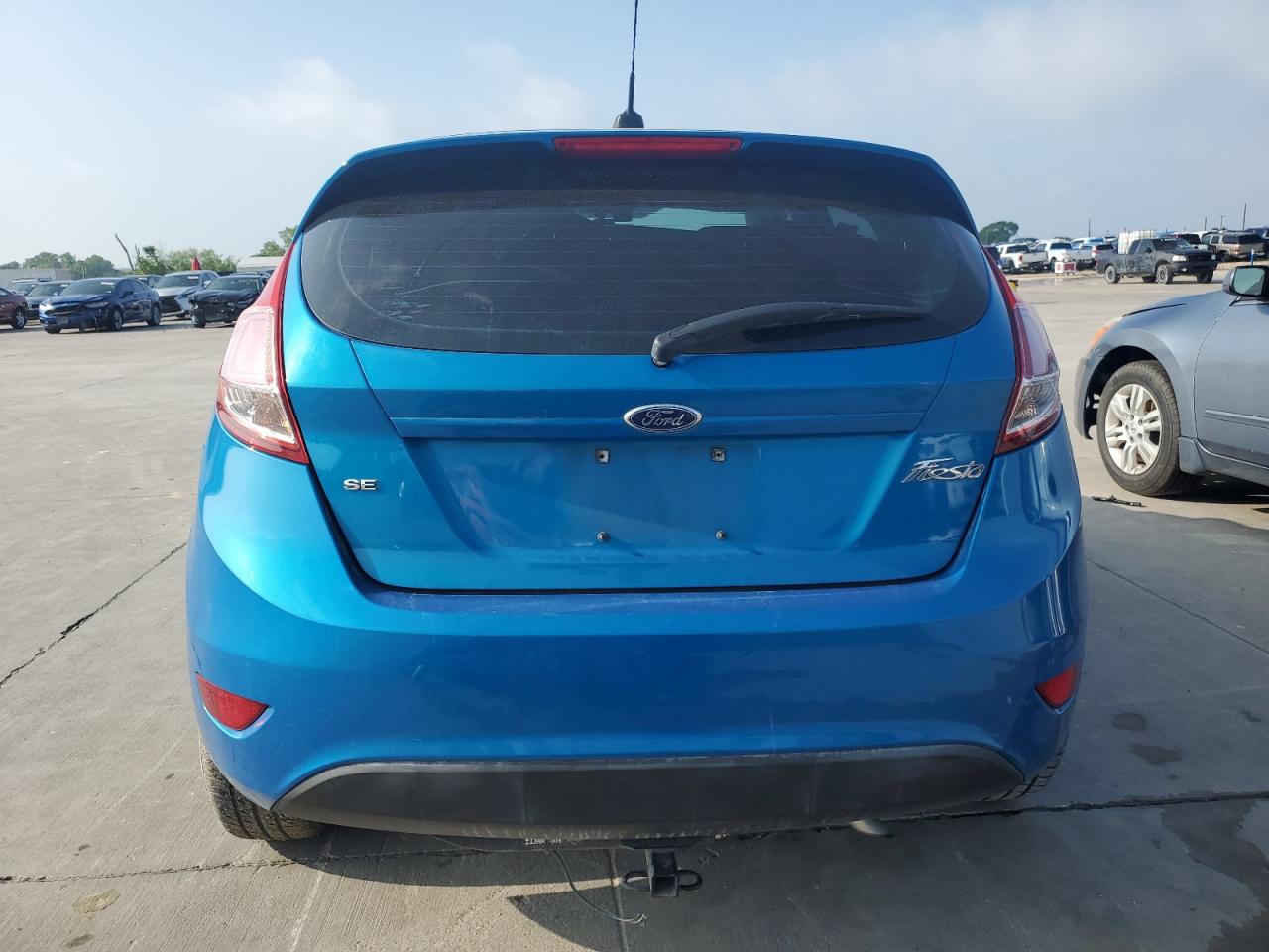 3FADP4EJ3FM117895 2015 Ford Fiesta Se